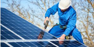 Installation Maintenance Panneaux Solaires Photovoltaïques à Suzette
